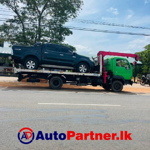 Car Carrier nd Recovery Service in Pannipitiya